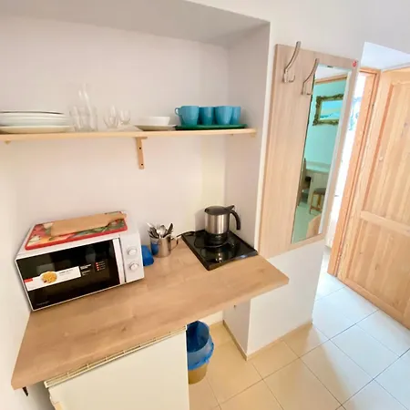 Seaside Two-room With Kitchenette And Bathroom By Swell #1 Apartment